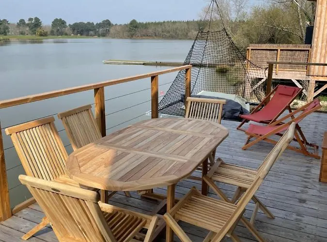 Hotell Du Golf Du Sauternais Saint-Loubert