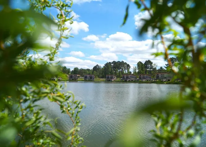 Hotell Du Golf Du Sauternais Saint-Loubert